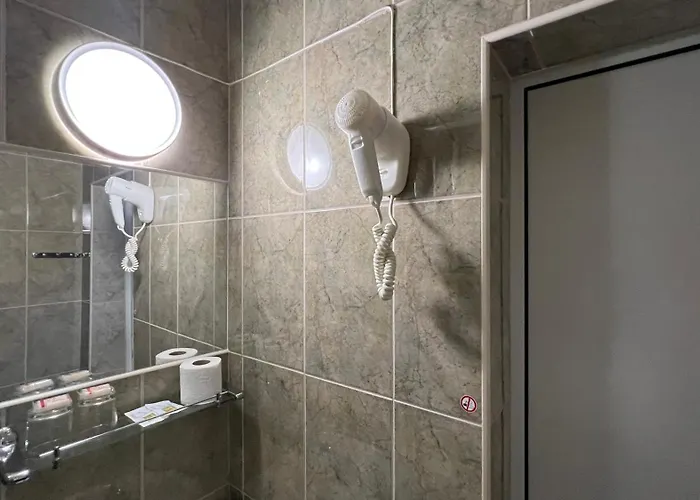 горна баня 3* София